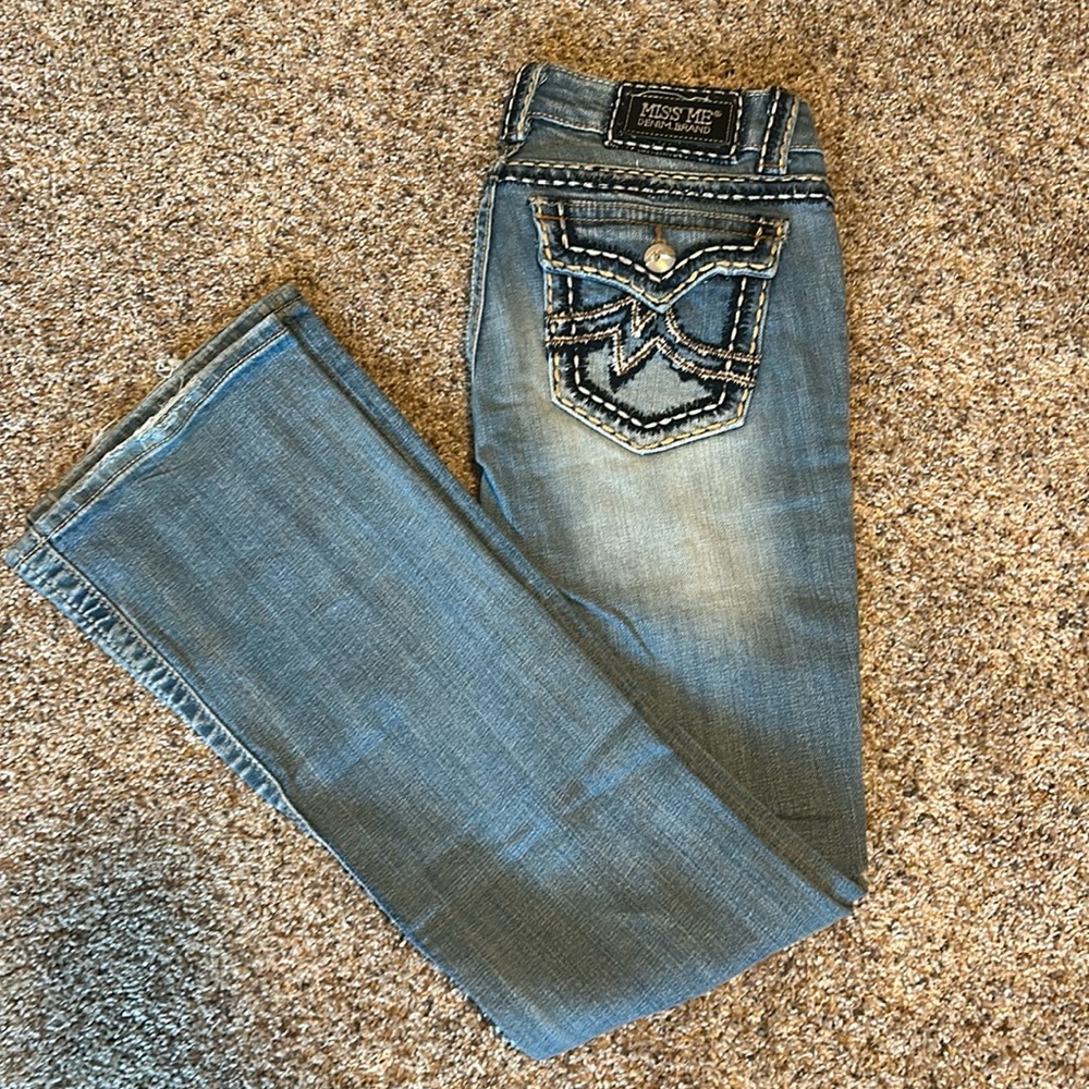 Miss Me Bootcut Light Wash Distressed Jeans size 26